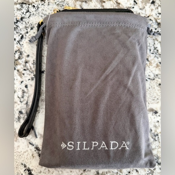 NEW Silpada Black Patent Leather Zip Around Clutch Wallet (2017) - Picture 8 of 8